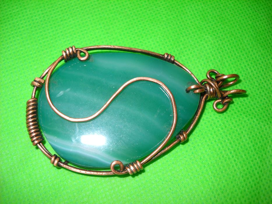 кулон подвіска зелене каміння