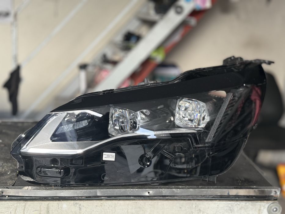 Peugeot 3008 / 5008 ll farol esquerdo full led 2021