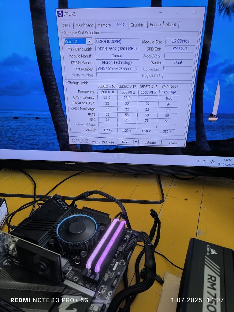 Pamięć RAM RGB DDR4 32GB (2x16) 3600 CL16  Corsair Vengeance RT