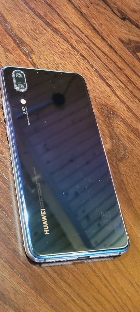 Смартфон Huawei p20 4/64 10 Android
