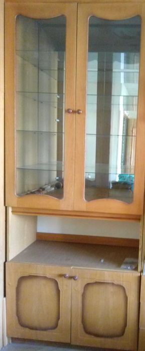 .Продам буфет для вітальні
