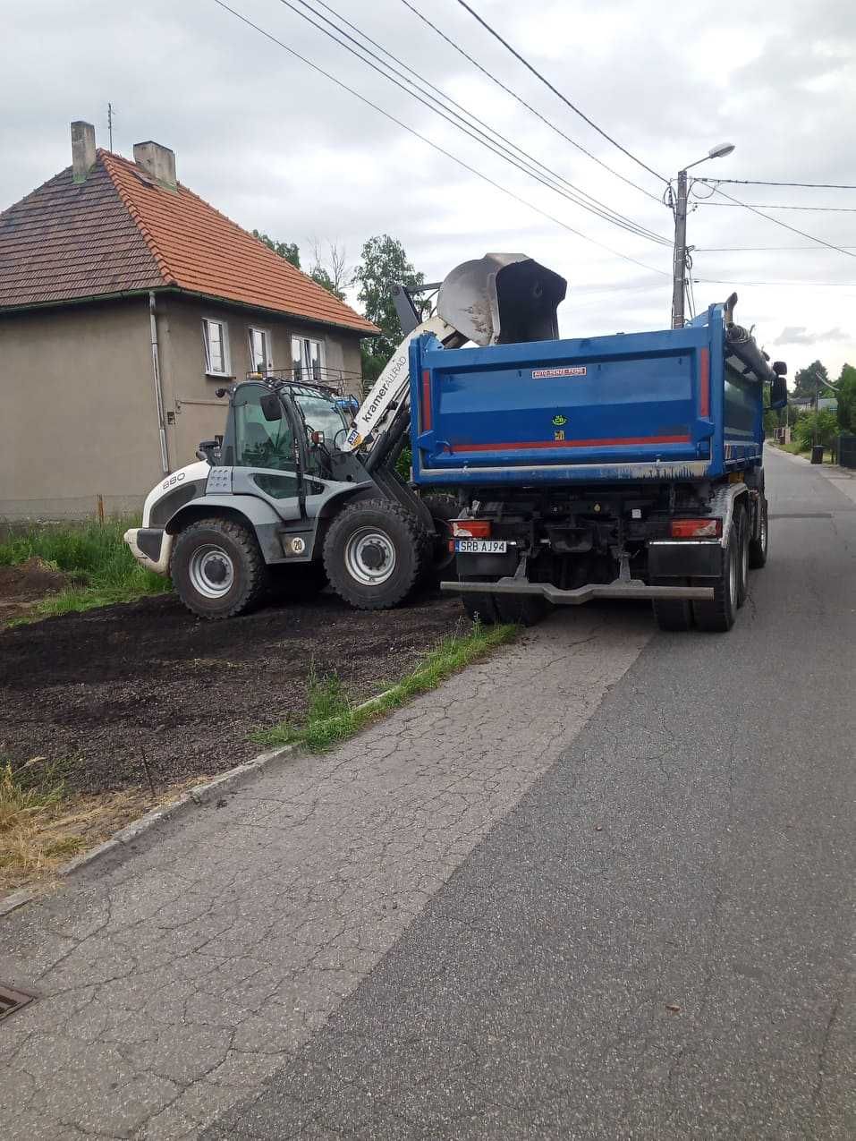 Wywóz Transport Utylizacja Glina GRUZ ziemia  Załadunek Koparka