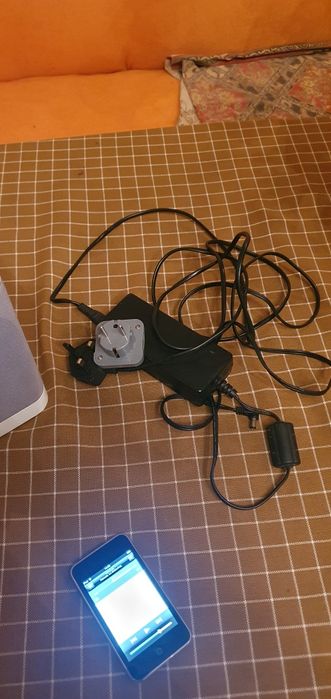 Arcam rCube портативна колонка