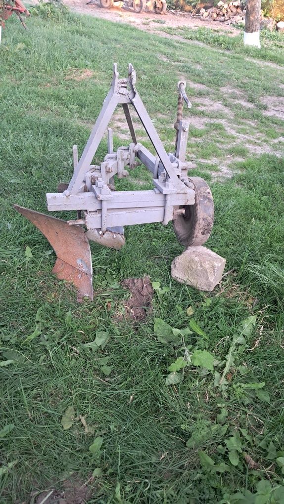 Продам плуга 2×25