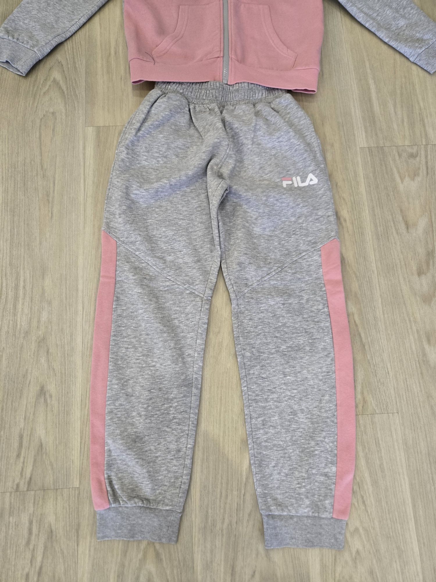 Conjunto Fato Treino da marca Puma para menina 12 anos