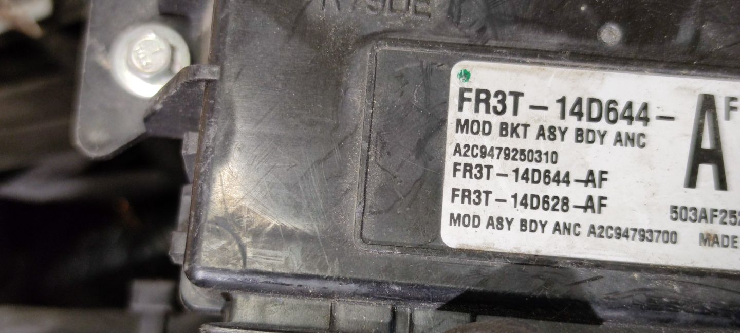 Ford Mustang VI 2.3 E instalacja elektryczna kompletna GR3T-14290-FC