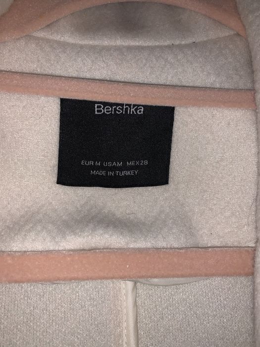 Casaco Bershka Tamanho M Novo 15€