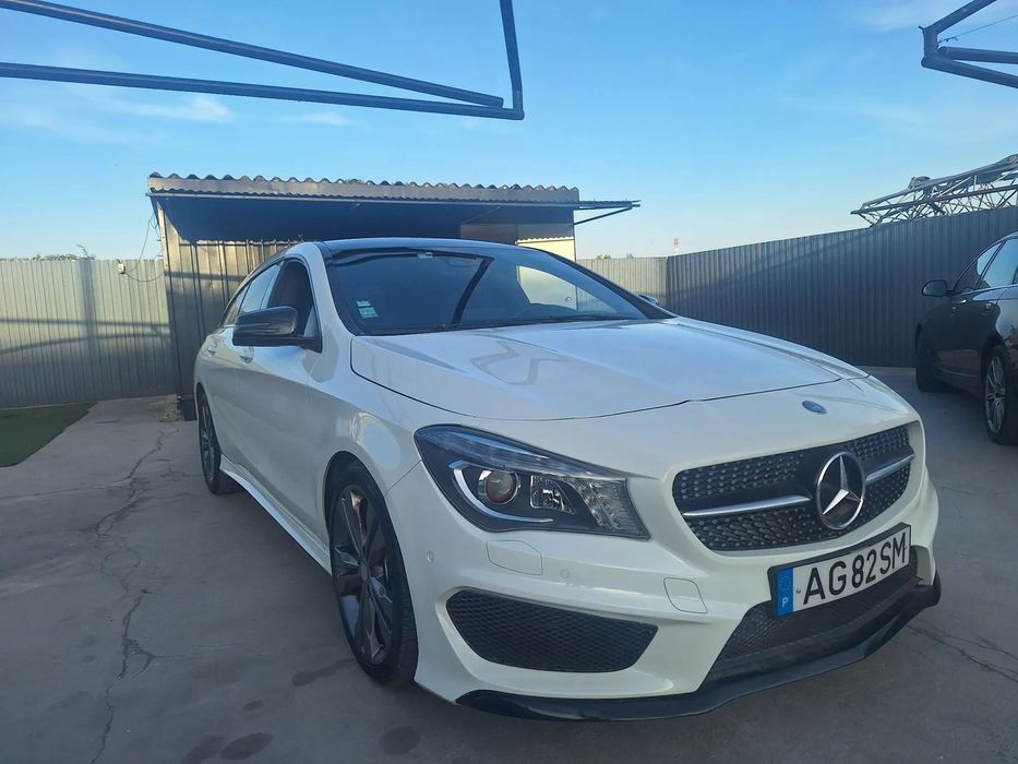 Mercedes-Benz CLA 200 Shooting Brake d 4Matic 7G-DCT AMG Line
