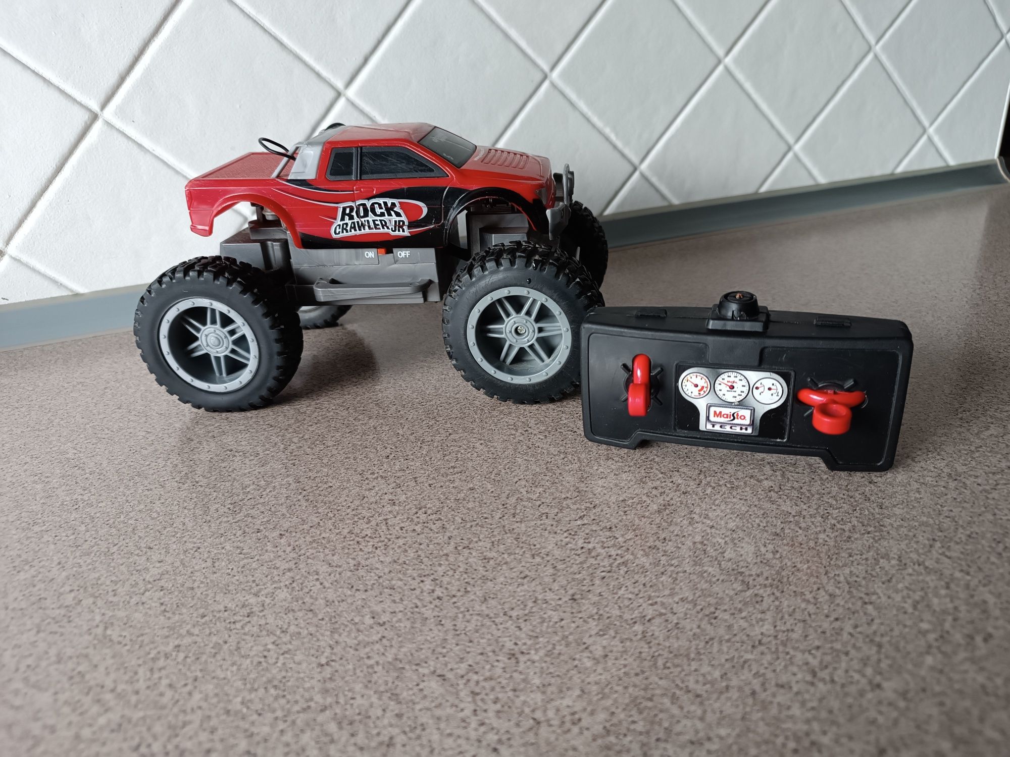 Samochód zdalnie sterowany ROCK CRAWLER JR, czerwony