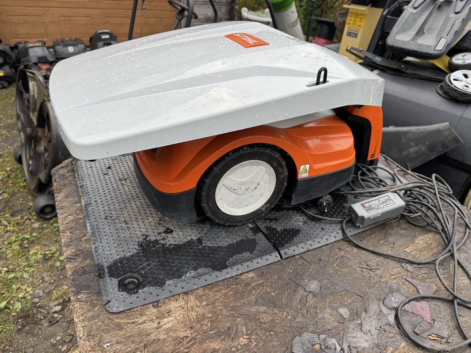 Robot koszacy Stihl RMI 422