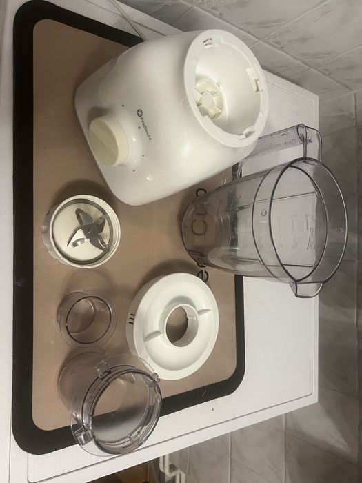 Блендер Philips із технологією ProBlend 4, модель HR2103/00