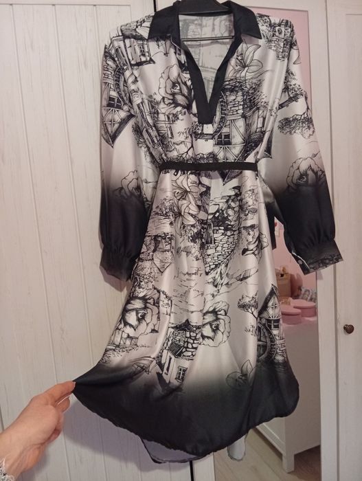 Piękna sukienka tunika