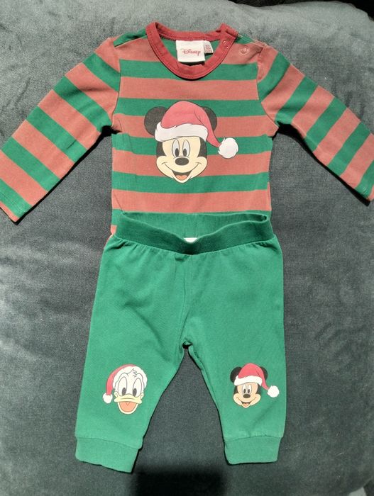 Новорічний одяг костюм санти боді  So cute, H&M 0-3 міс немовля новона