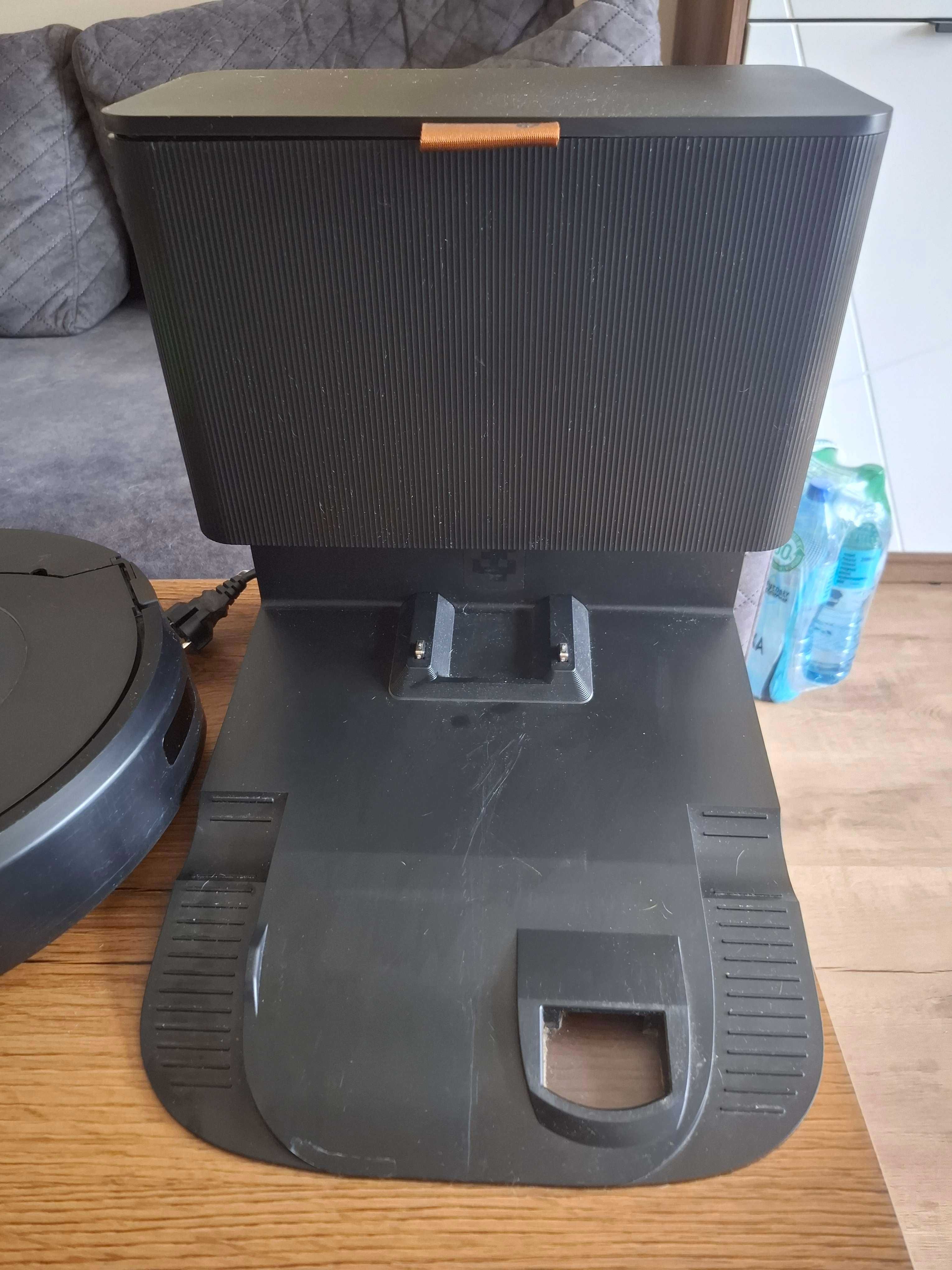 Robot sprzątający, odkurzacz IROBOT Roomba Combo j7+ (Odkurza i myje!)