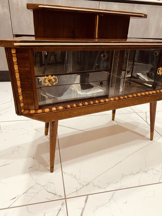 Продам винтажную тумбочку