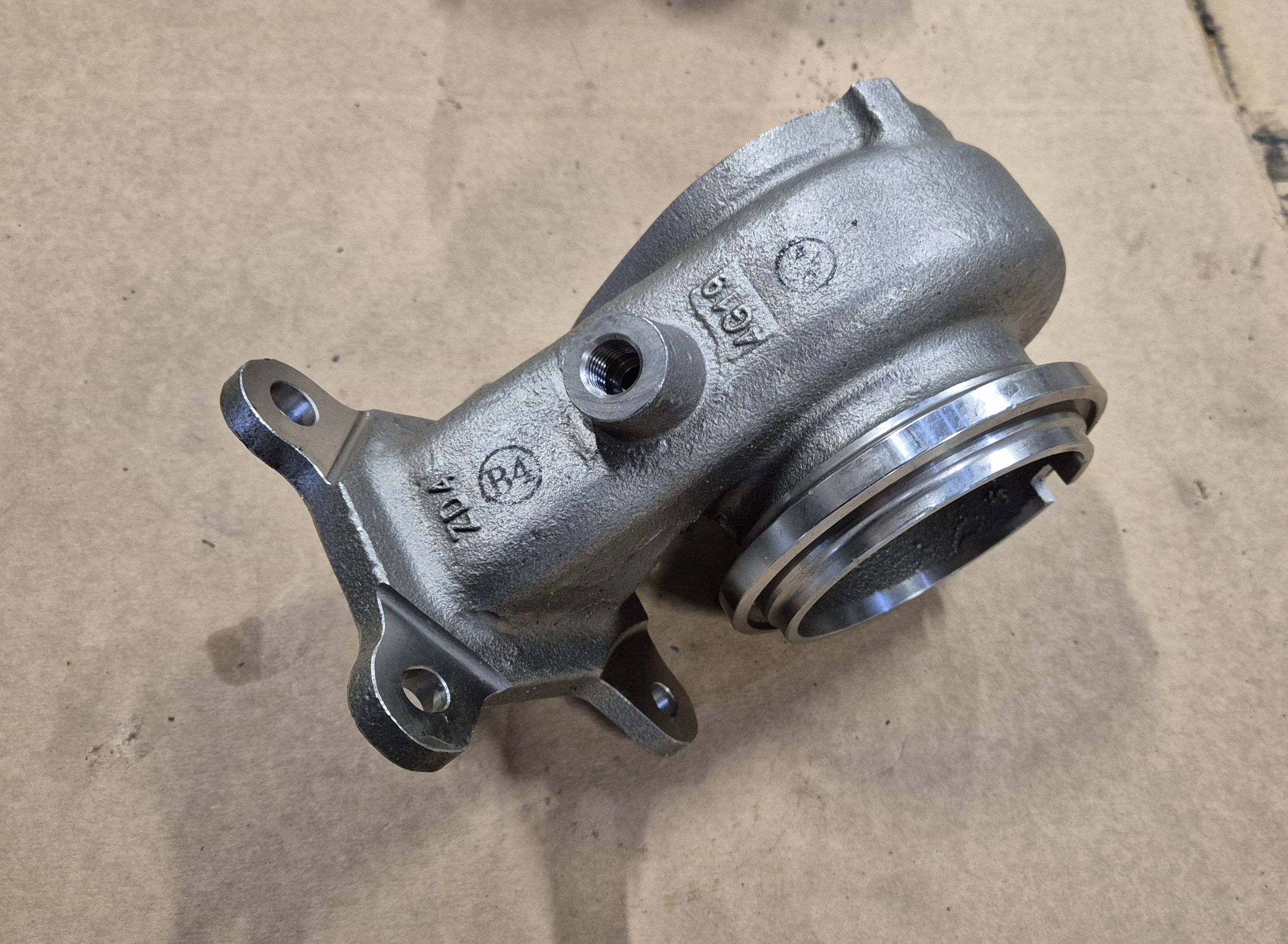 Korpus turbosprężarki IHI IS20 / IS38 nr 234160 VW Audi Skoda 2.0 TSI