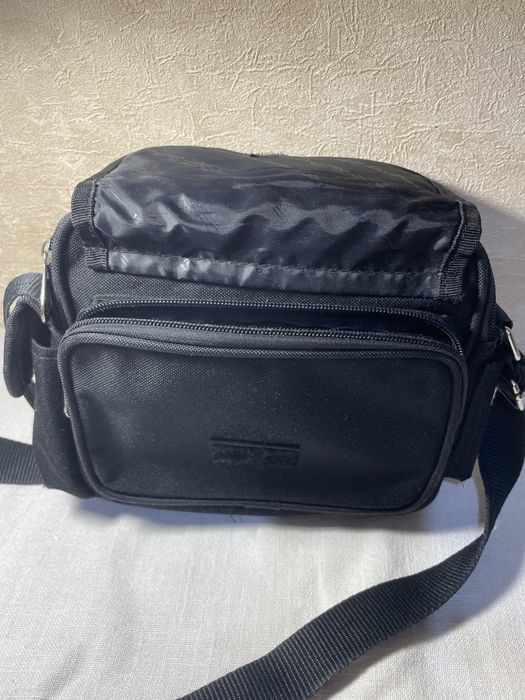 2  барсетки -сумки в комплекте больше и меньше