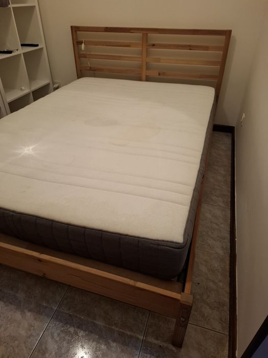 Cama Tarva do Ikea