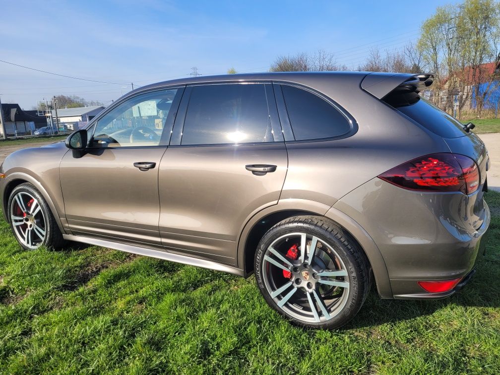 Do sprzedania Porsche cayenne GTS