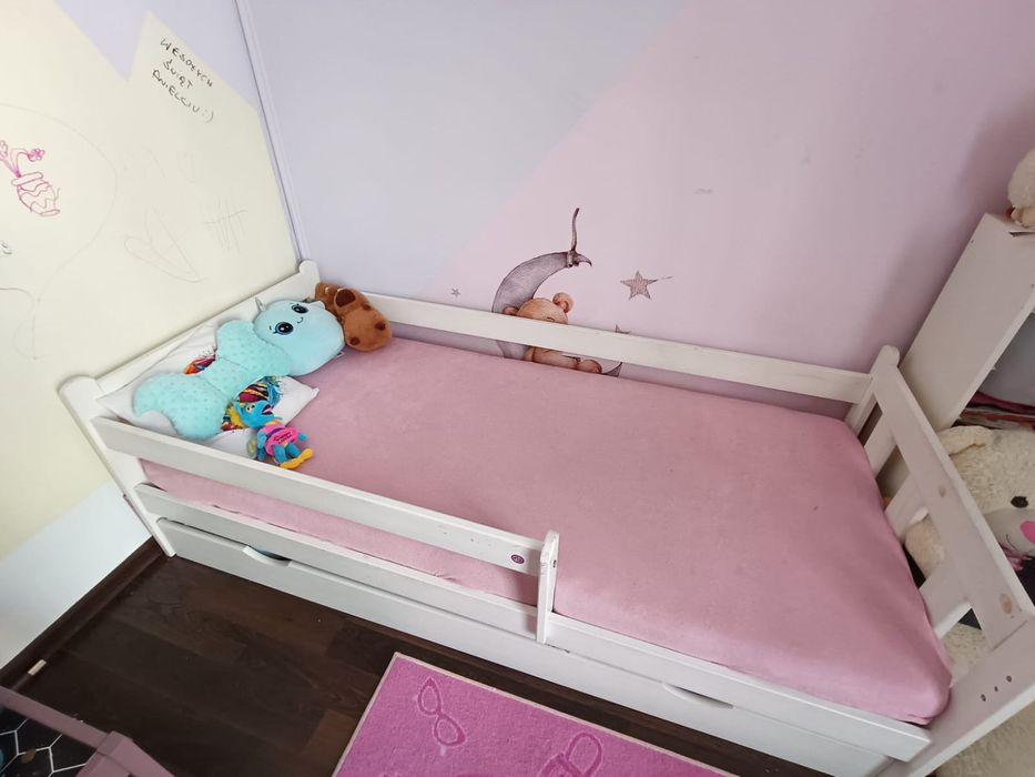 Łóżko młodzieżowe, dziecięce . Podwójne lub ze schowkiem 180x80