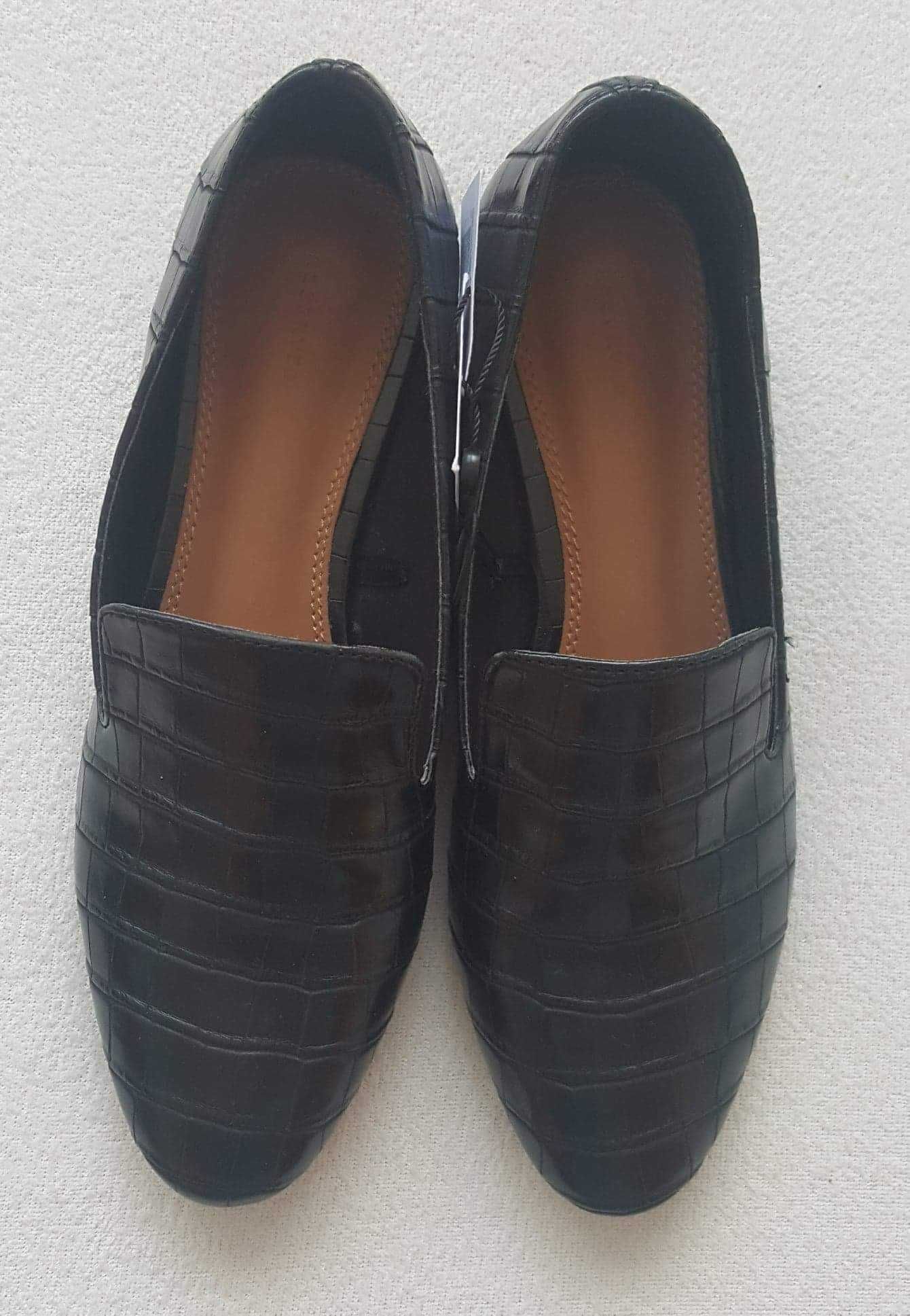 Buty nowe mokasyny Reserved czarne wzór skóra krokodyla 36 23.5 cm