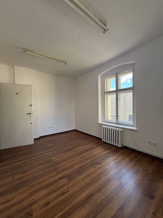 Lokal usługowy 15m2 1 piętro