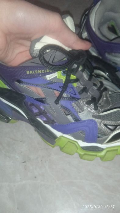 Красотки balenciaga