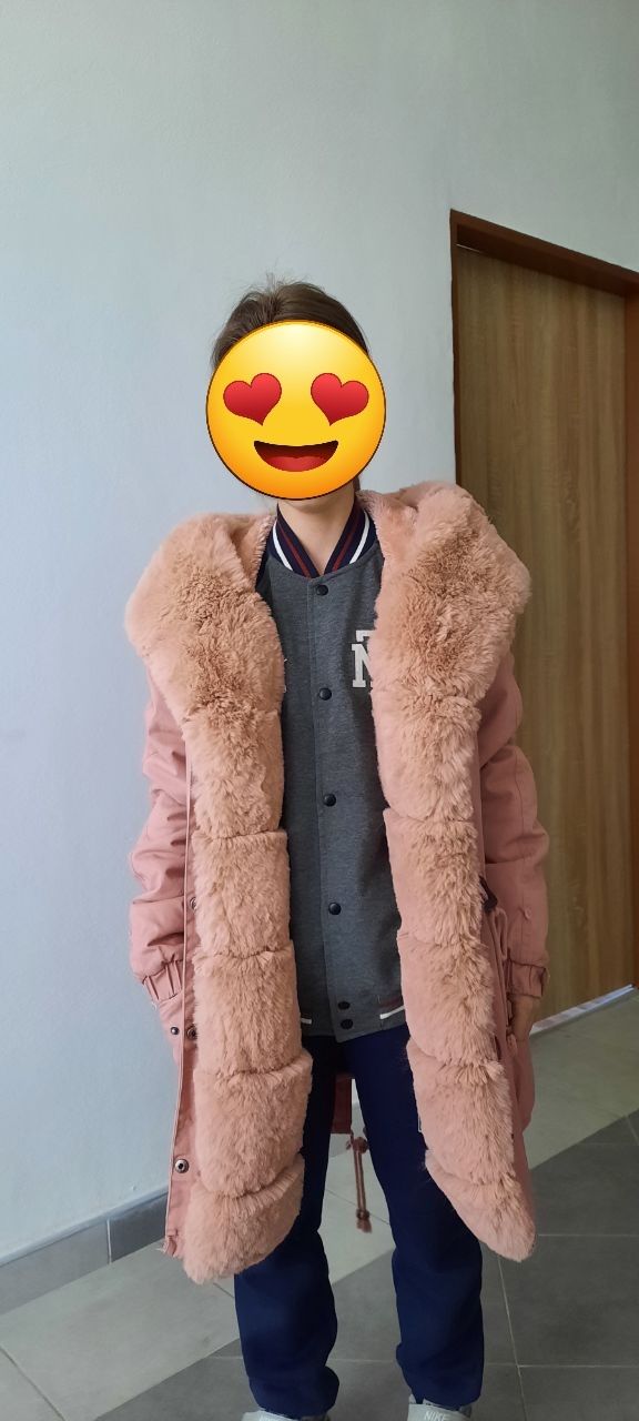 Парка, куртка, пальто на дівчинку підлітка 11-12років