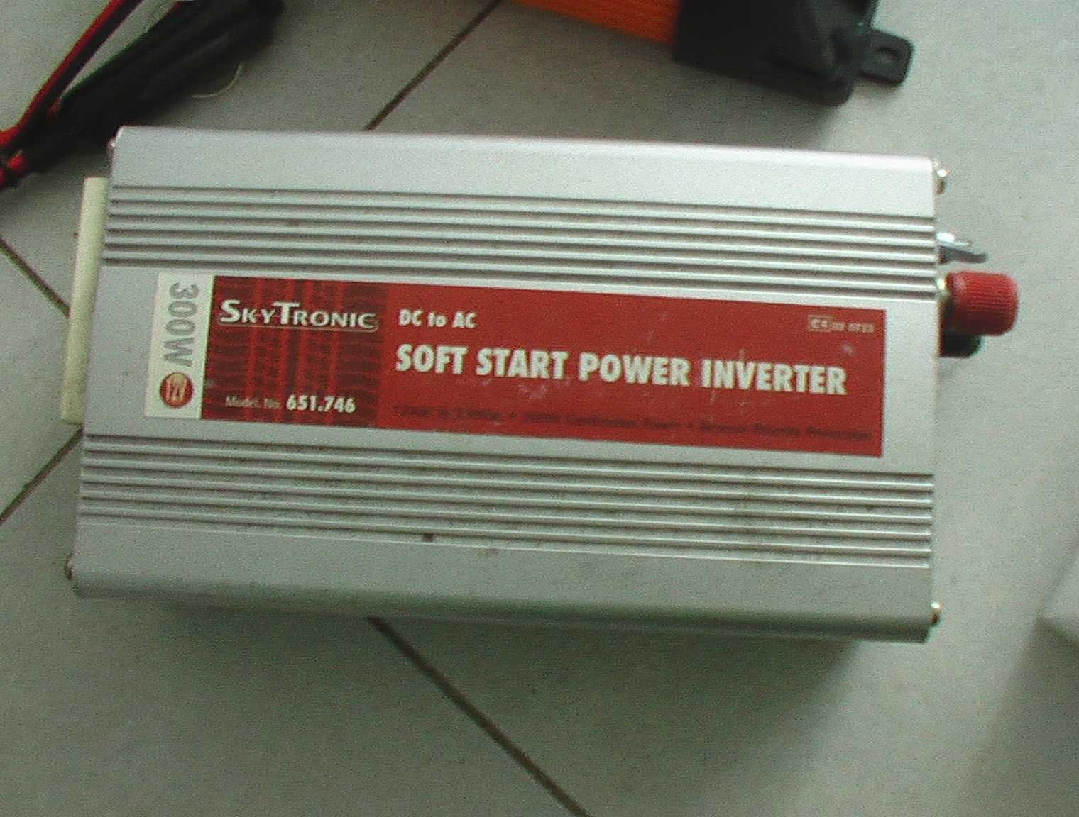 Przetwornica konwerter napięcia 12v 230v