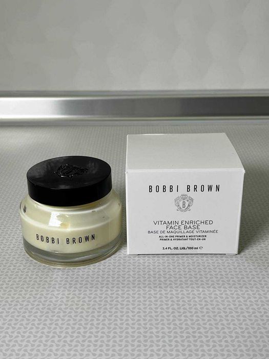 База під макіяж Bobbi Brown Vitamin Enriched Face Base