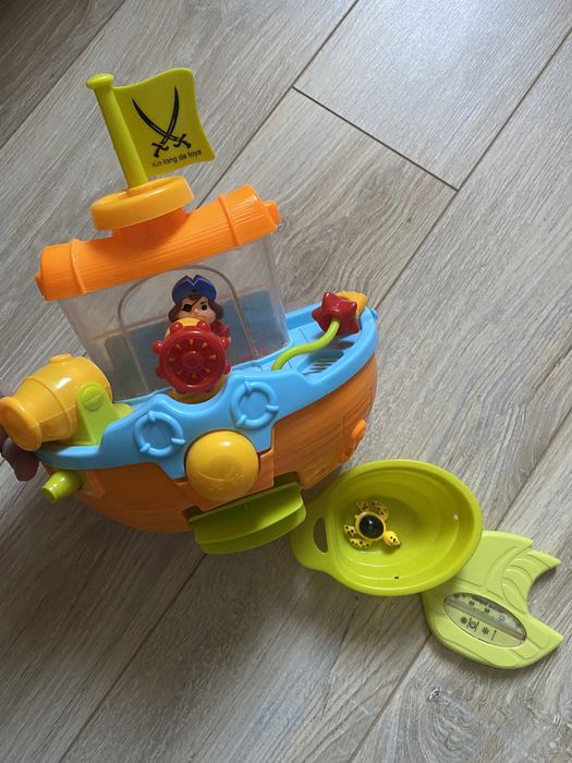 Іграшка для ванної