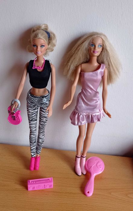Bonecas Barbie com oferta de revista