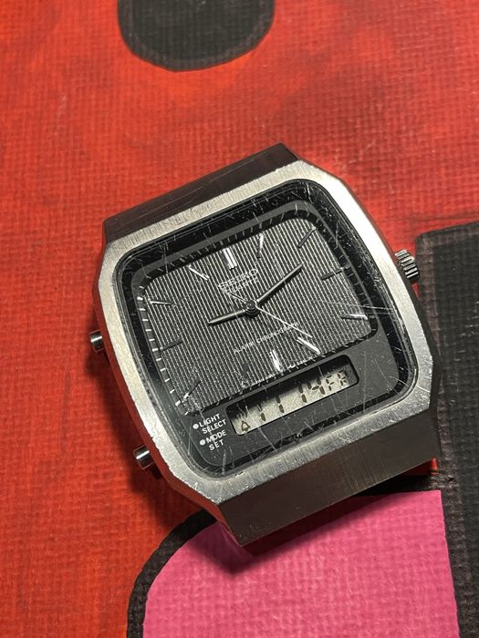 Seiko Quartz Alarm Chronograph - na chodzie