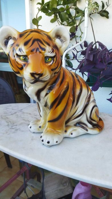 Tigre em Porcelana