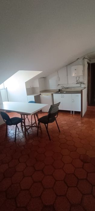 Arrendamento anexo em Leiria