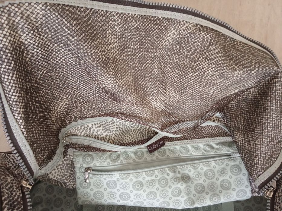 Сумка на колесах Kipling,валіза
