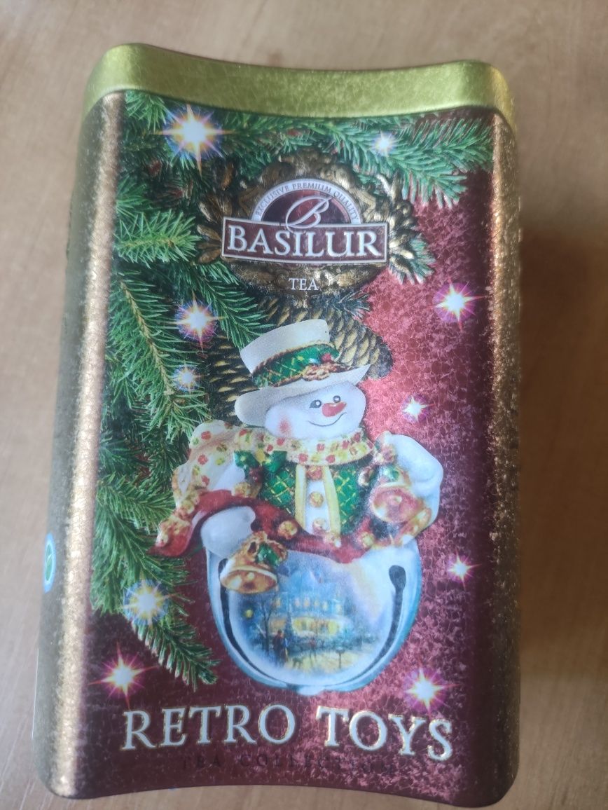 Ozdobna puszka po herbacie Basilur