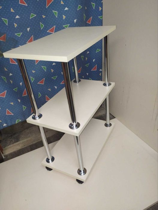 Столик-тележка на колёсиках