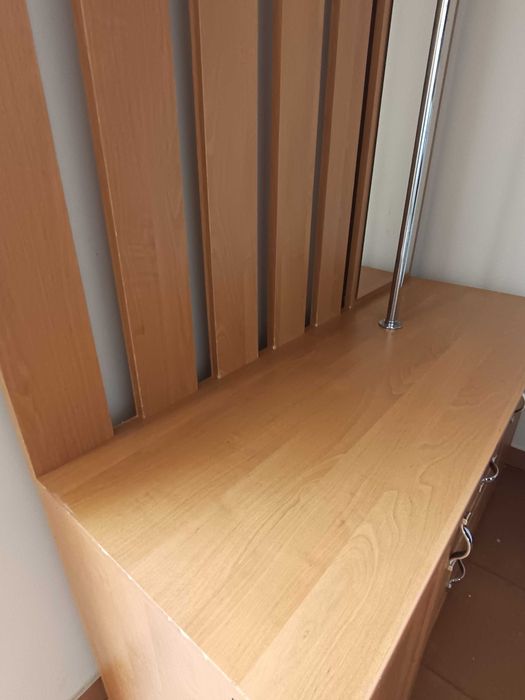 Szafka - garderoba do przedpokoju z lustrem