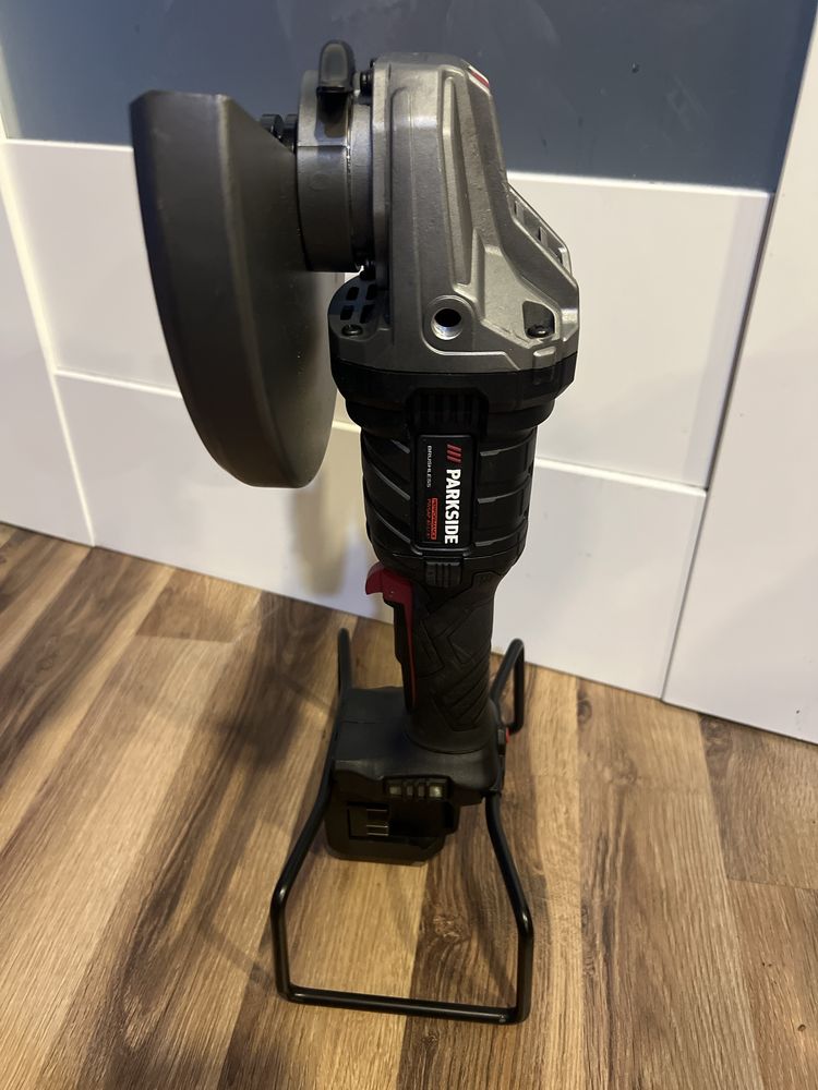 Akumulatorowa szlifierka katowa parkside performance pwsap 40 li A1