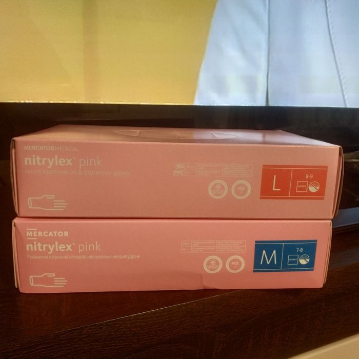 Перчатки медицинские 120 грн