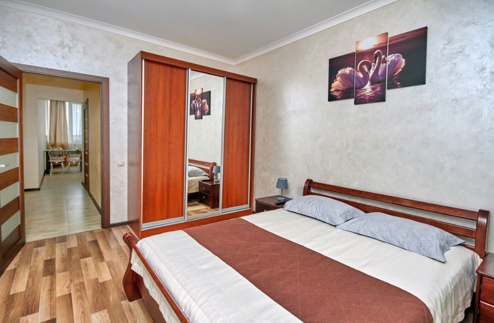 VIP роздільні кімн. кухня диван, Помірецька,9