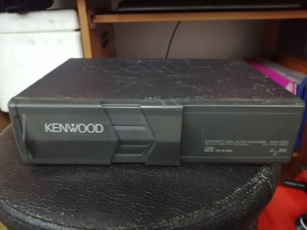 Auto radio kenwood com caixa de CD