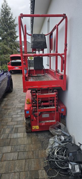 Podnośnik nożycowy IMER IT 5980 – 8 m, elektryczny, 562 h, kompaktowy