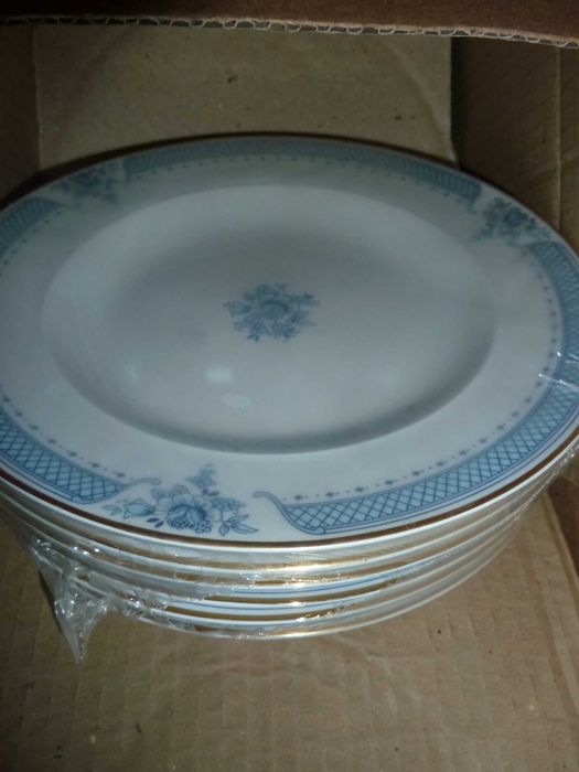 Serviço de Jantar, café e cha 70 peças