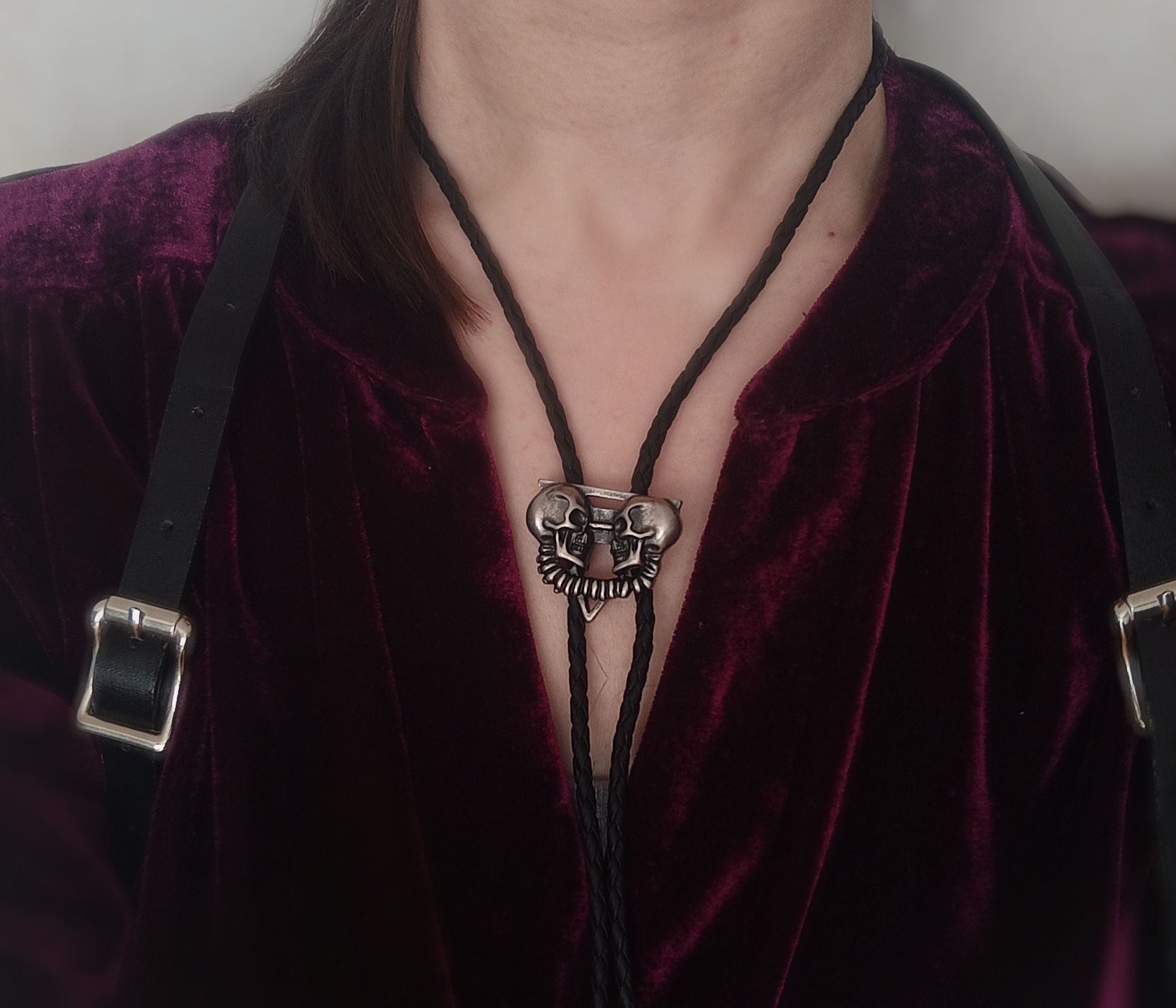 Naszyjnik krawat bolo tie czaszka skull alternative unisex