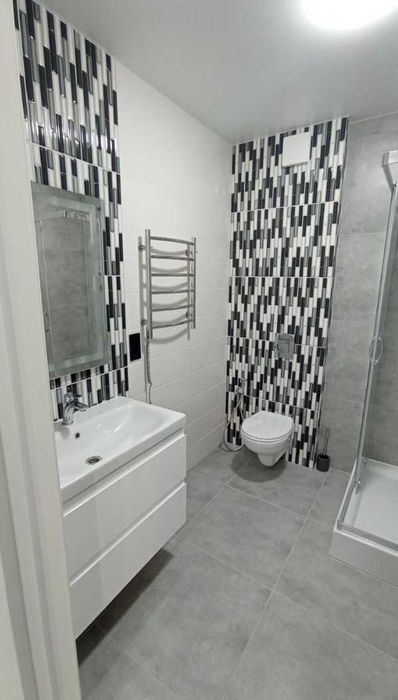 Продам простору   3к квартиру ЖК Аржанова, пр. Слобожанського.