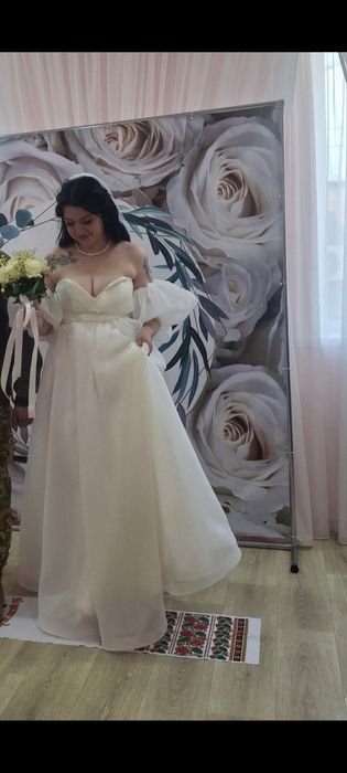 Продам свадебное платье