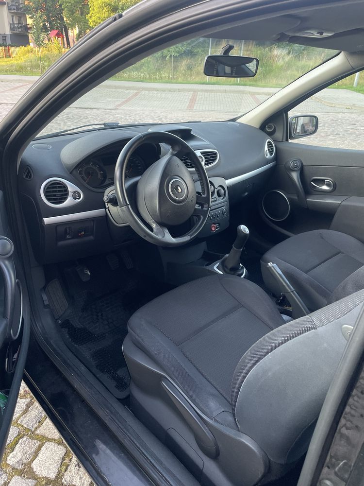 Renault clio 3   1.4 LPG KLIMA ALUFELGI
