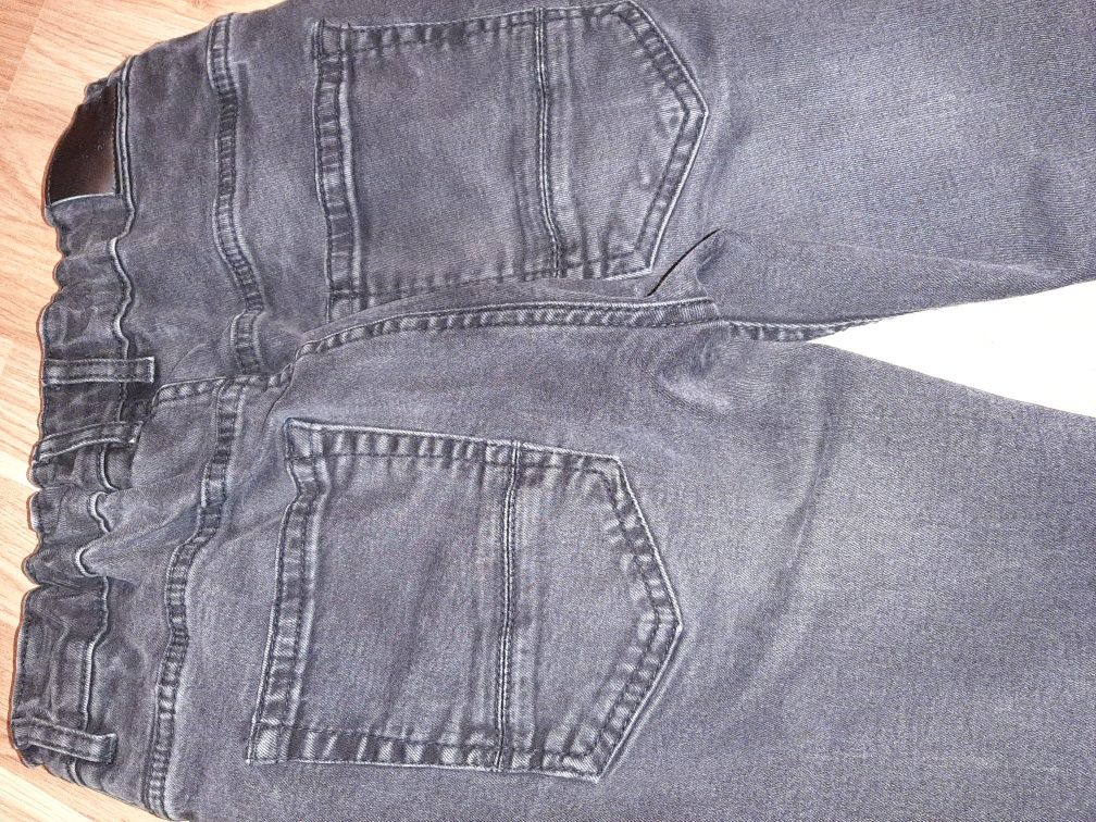 Jeans Reserved 170 czarne dla szczupłego chłopca